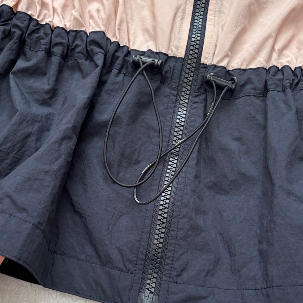 COACH raincoat/jacket- pink/blue/cream - Picture 4 of 10